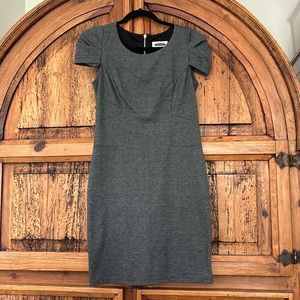 Cap Sleeve Exposed Zipper Fitted Black Dress Bodycon Modern